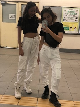 「SPINNS(スピンズ)のアイテム(ボディバッグ/ウエストポーチ)」を使った、aobaさん(レディース・151cm)の秋コーディネート