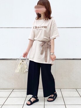 「petitcro（プティクロ）のpetitcro  ワイドバングル PCKB1901001（バングル/リストバンド）」を使った、TOMOさん（レディース・154cm）の夏コーディネート