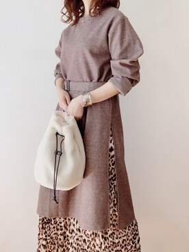 「petitcro（プティクロ）のpetitcro  ワイドバングル PCKB1901001（バングル/リストバンド）」を使った、TOMOさん（レディース・154cm）の秋コーディネート