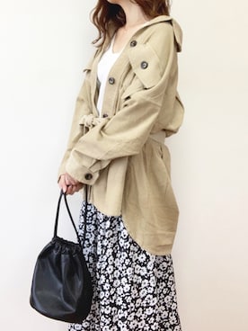 「アシンメトリー」｜「アイテム（その他アウター）」を使った、TOMOさん（レディース・154cm）の秋コーディネート