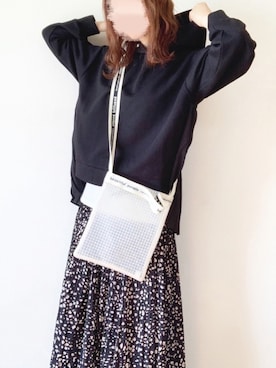 「LIPSTAR（リップスター）のバックシフォンプリーツパーカー（パーカー）」を使った、TOMOさん（レディース・154cm）の秋コーディネート