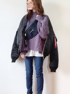 「ケーブルニット」｜「アイテム（MA-1）」を使った、TOMOさん（レディース・154cm）の秋コーディネート