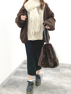 「CLEA（クレア）のアイテム（スウェット）」を使った、TOMOさん（レディース・154cm）の冬コーディネート