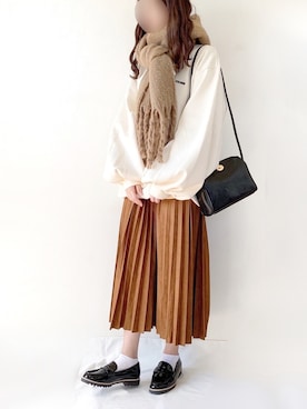 「CLEA（クレア）のアイテム（スウェット）」を使った、TOMOさん（レディース・154cm）の春コーディネート