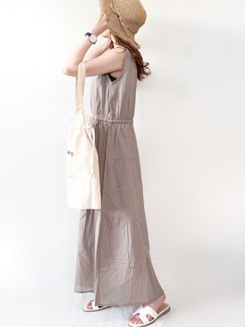 「ASZAKKA（アザッカ）のアイテム（バッグ）」を使った、TOMOさん（レディース・154cm）の春コーディネート