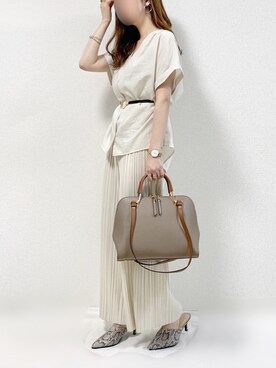 「RODE SKO」｜「アイテム（腕時計）」を使った、TOMOさん（レディース・154cm）の夏コーディネート