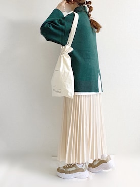 「GRL（グレイル）のプリーツスカート（スカート）」を使った、TOMOさん（レディース・154cm）の秋コーディネート