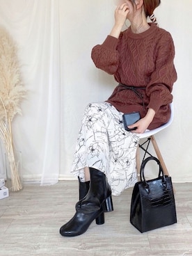 「DEVICE（デバイス）のアイテム（財布）」を使った、TOMOさん（レディース・154cm）の秋コーディネート