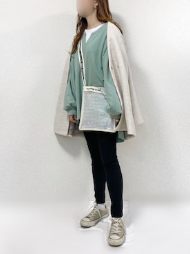 「スリット」｜「アイテム（ノーカラージャケット）」を使った、TOMOさん（レディース・154cm）の秋コーディネート