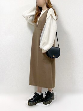 「ケーブルニット」｜「アイテム（ジャンパースカート）」を使った、TOMOさん（レディース・154cm）の秋コーディネート