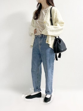 「GRL（グレイル）のテーパードデニムパンツ（デニムパンツ）」を使った、TOMOさん（レディース・154cm）の冬コーディネート