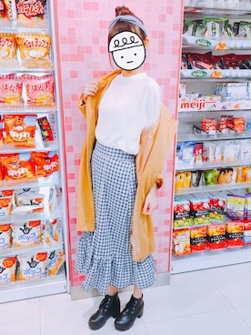 「UNIQLO（ユニクロ）のアイテム（トップス、ホワイト系）」を使った、リンリンさん（166cm）の秋コーディネート
