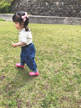 「Handmade（ハンドメイド）のアイテム（デニムパンツ、ブルー系）」を使った、yumamさん（キッズ）の春コーディネート