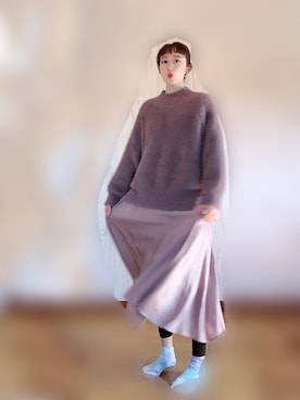 「ふんわり」｜「アイテム（ワンピース/ドレス）」を使った、IU 𓁫さん（レディース・163cm）の秋コーディネート