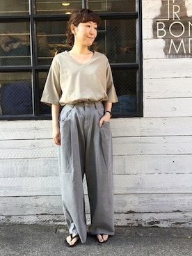 「JOURNAL STANDARD LUXE（ジャーナルスタンダード　ラックス）のアイテム（パンツ）」を使った、JOURNAL STANDARD LUXE 渋谷店さん（レディース・158cm）の夏コーディネート