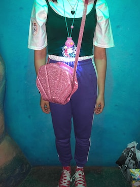 「BUBBLES（バブルス）のアイテム（アクセサリー）」を使った、R☺︎さん（レディース・160cm）の秋コーディネート