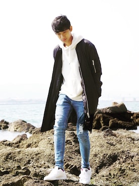 「summer」｜「アイテム（MA-1）」を使った、Widhi Erlanggaさん（メンズ・170cm）の春コーディネート