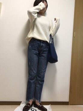 「select MOCA（セレクトモカ）の【GISELe4月号掲載】【GISELe12月号掲載】センタープレスストレートヘムラインカットオフダメージ加工デニム（デニムパンツ）」を使った、tsuruさん（レディース・161cm）の春コーディネート