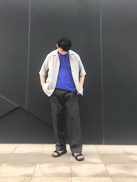 「URBAN RESEARCH（アーバンリサーチ）のアイテム（スラックス）」を使った、吉田凌さん（メンズ・170cm）の春コーディネート