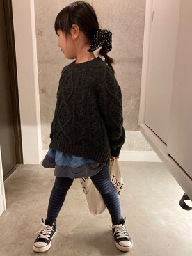 「ZARA（ザラ）のアイテム（トップス、グレー系）」を使った、cocoan さん（キッズ・120cm）の冬コーディネート