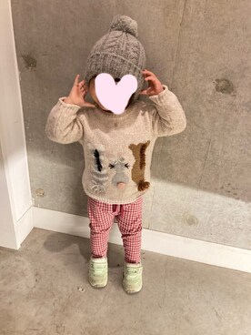 「ZARA（ザラ）のアイテム（ニット/セーター、ベージュ系）」を使った、cocoan さん（キッズ・120cm）の冬コーディネート