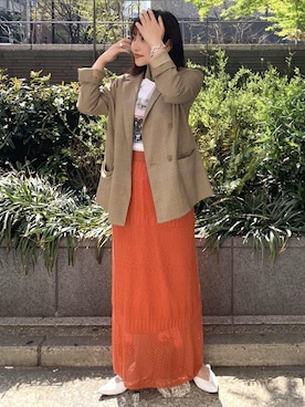 「アイテム（スカート、オレンジ系）」を使った、ADAM ET ROPE' STAFFさん（レディース・158cm）の春コーディネート