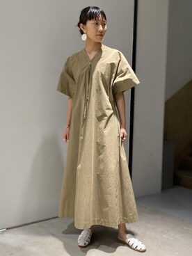 「ADAM ET ROPE'（アダムエロペ）のアイテム（イヤリング）」を使った、ADAM ET ROPE' STAFFさん（レディース・163cm）の春コーディネート