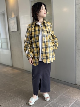 ADAM ET ROPE' STAFFさん（レディース・155cm）の春コーディネート