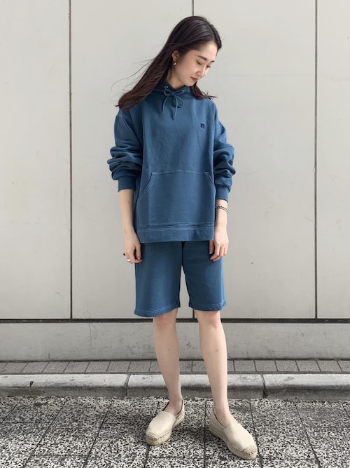 ADAM ET ROPE' STAFFさんのコーディネート