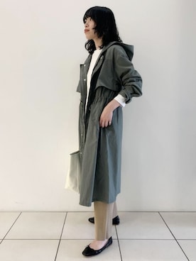 「アイテム（バレエシューズ）」を使った、ADAM ET ROPE' STAFFさん（レディース・163cm）の春コーディネート