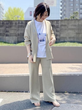 「リラックスパンツ」｜「アイテム（その他アウター）」を使った、ADAM ET ROPE' STAFFさん（レディース・155cm）の春コーディネート