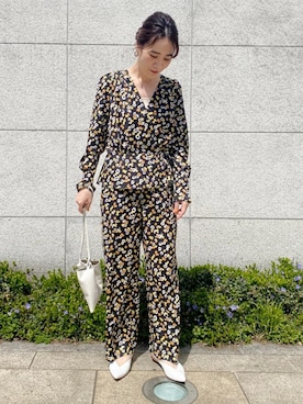 ADAM ET ROPE' STAFFさん(レディース・158cm)の春コーディネート