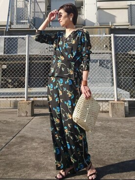 ADAM ET ROPE' STAFFさん(レディース・157cm)の春コーディネート