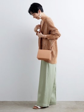 ADAM ET ROPE' STAFFさん（レディース・160cm）の春コーディネート