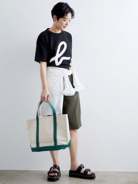 ADAM ET ROPE' STAFFさん（レディース・160cm）の春コーディネート