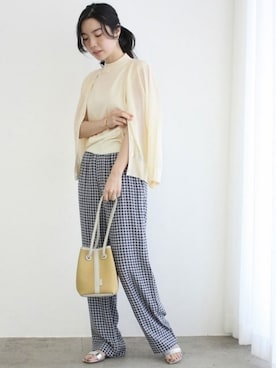 「VASIC（ヴァジック）のアイテム」を使った、ADAM ET ROPE' STAFFさん（レディース・162cm）の春コーディネート