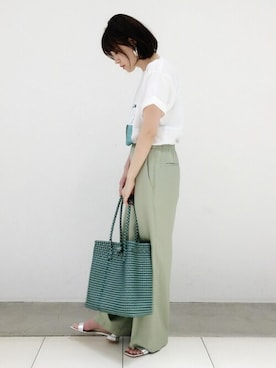 ADAM ET ROPE' STAFFさん(レディース・162cm)の夏コーディネート