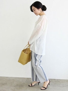 ADAM ET ROPE' STAFFさん(レディース・162cm)の春コーディネート