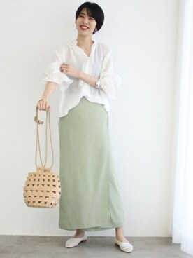 「袖ボリューム」｜「アイテム（その他シューズ）」を使った、ADAM ET ROPE' STAFFさん（レディース・167cm）の夏コーディネート