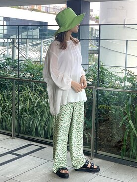 ADAM ET ROPE' STAFFさん（レディース・158cm）の夏コーディネート