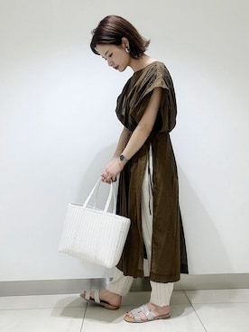 ADAM ET ROPE' STAFFさん(レディース・163cm)の夏コーディネート