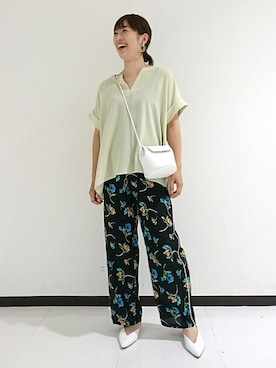 ADAM ET ROPE' STAFFさん（レディース・163cm）の夏コーディネート