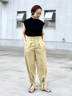 「黒ニット」｜ADAM ET ROPE' STAFFさん（レディース・158cm）の夏コーディネート