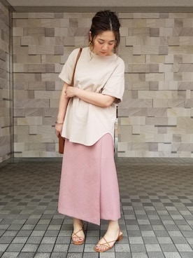 「くすみカラー」｜ADAM ET ROPE' STAFFさん（レディース・154cm）の夏コーディネート