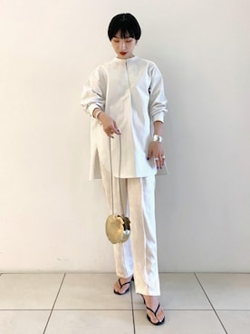 「ホワイトパンツ」｜ADAM ET ROPE' STAFFさん（レディース・160cm）の秋コーディネート