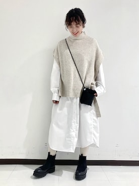 「BASERANGE（ベースレンジ）のアイテム（ワンピース/ドレス）」を使った、ADAM ET ROPE' STAFFさん（レディース・163cm）の冬コーディネート