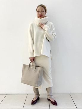 ADAM ET ROPE' STAFFさん（レディース・163cm）の冬コーディネート