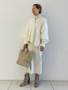 ADAM ET ROPE' STAFFさん（レディース・159cm）の冬コーディネート