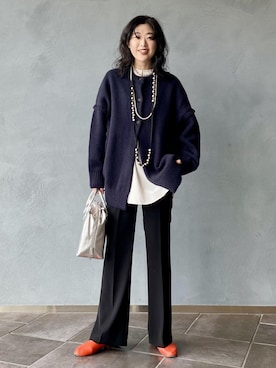 「ネイビー×ホワイト」｜「アイテム（バッグ）」を使った、ADAM ET ROPE' STAFFさん（レディース・164cm）の冬コーディネート