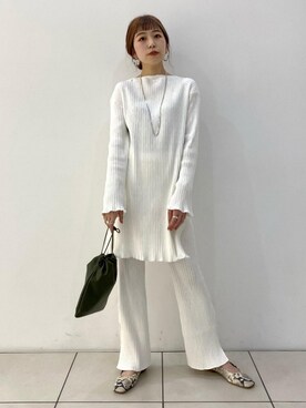 ADAM ET ROPE' STAFFさん(レディース・157cm)の冬コーディネート